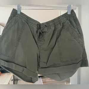 Women’s olive green shorts Large barely worn